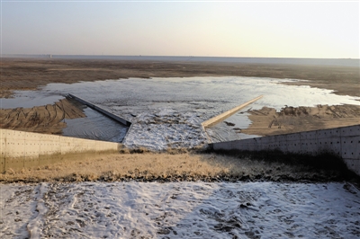 <p>　　西夏水庫蓄水。</p>